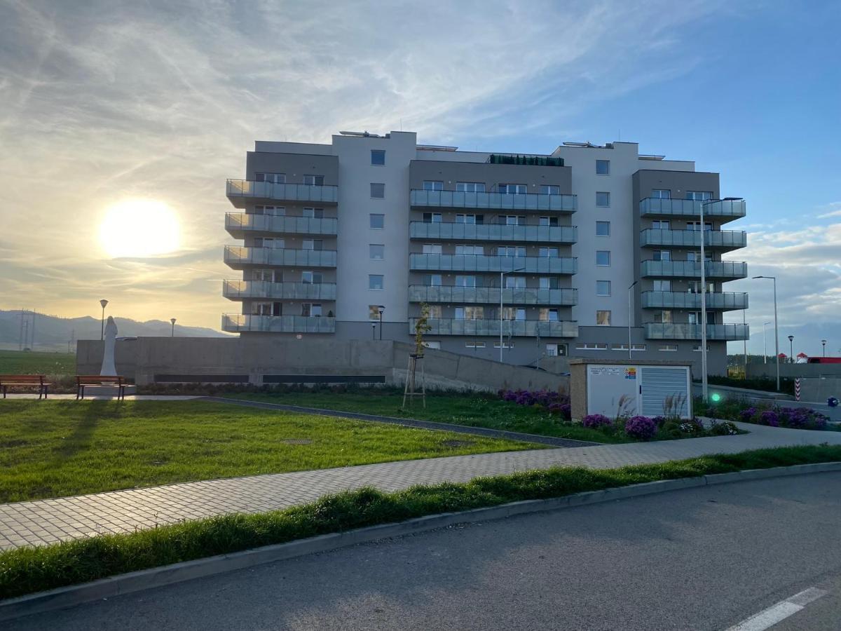 Moderny Apartman S Vyhladom Na Vysoke Tatry Poprad Dış mekan fotoğraf