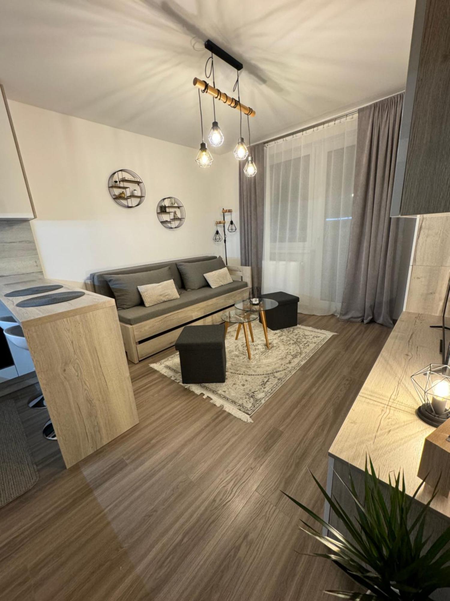 Moderny Apartman S Vyhladom Na Vysoke Tatry Poprad Dış mekan fotoğraf