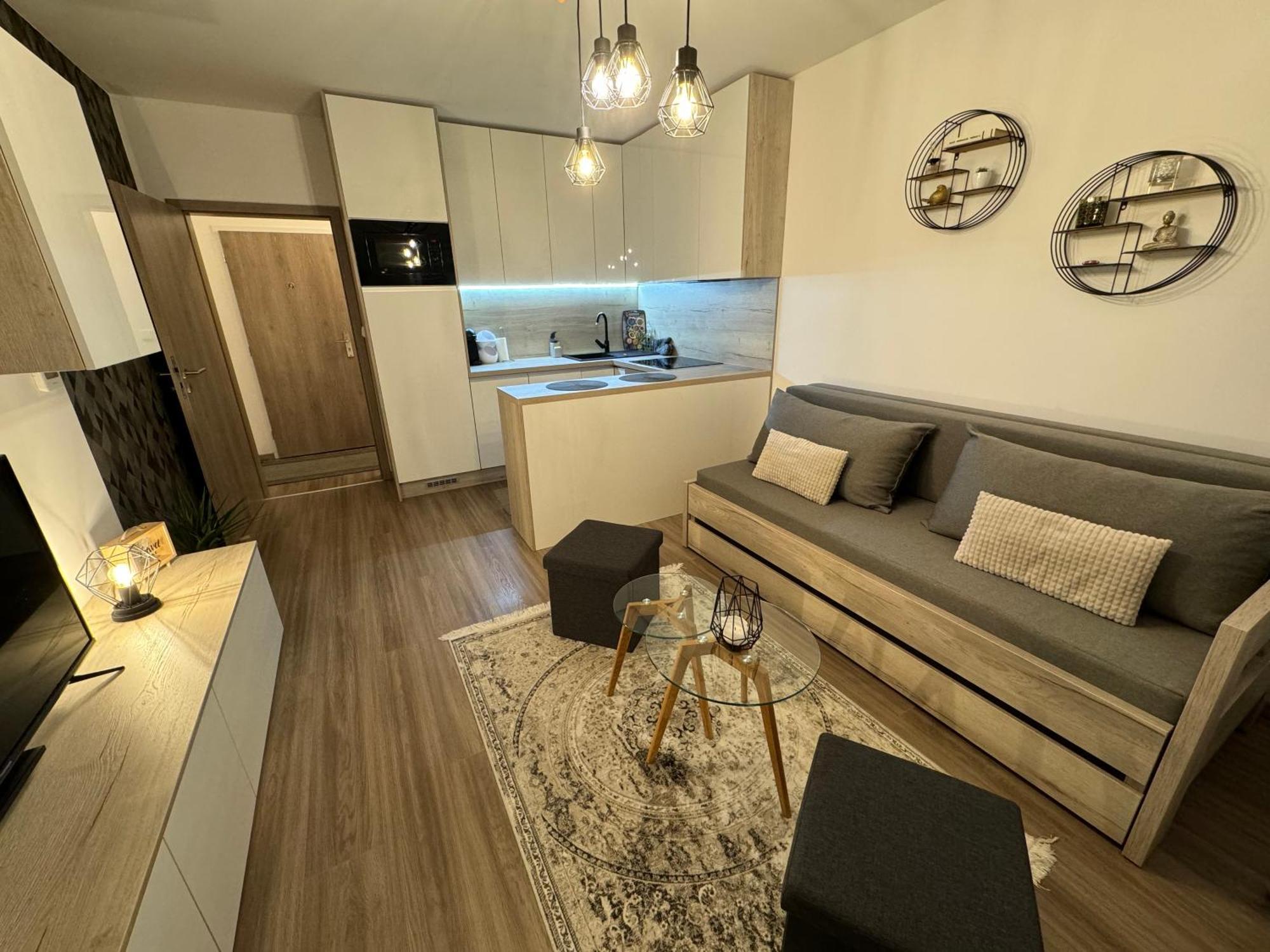 Moderny Apartman S Vyhladom Na Vysoke Tatry Poprad Dış mekan fotoğraf