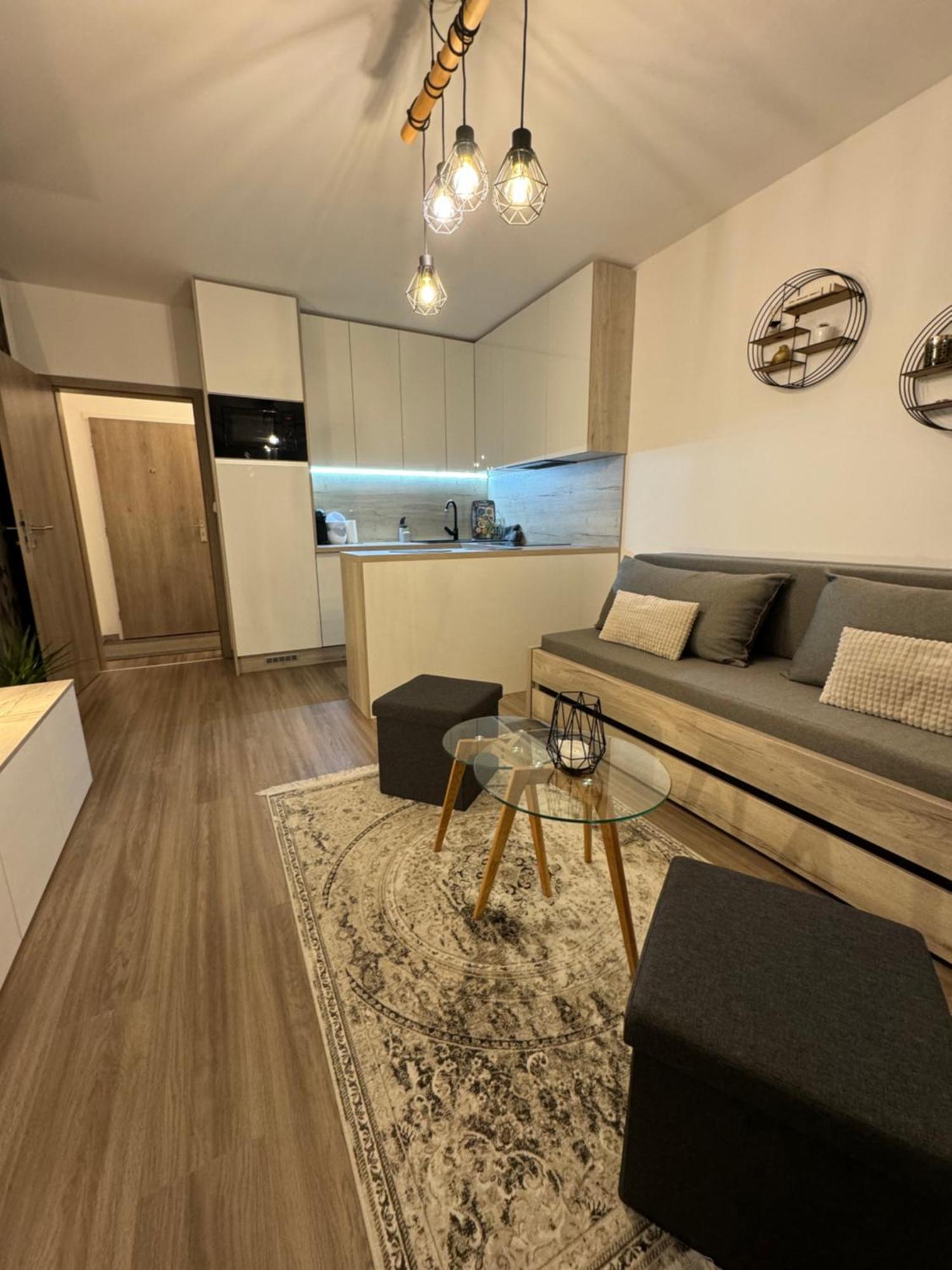 Moderny Apartman S Vyhladom Na Vysoke Tatry Poprad Dış mekan fotoğraf